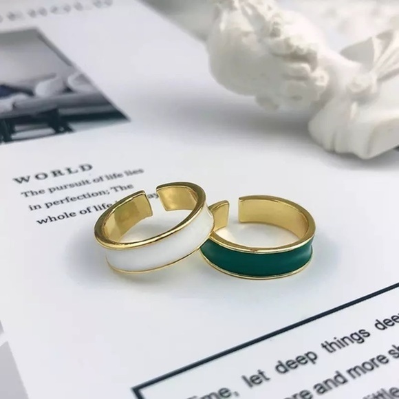 NEW Gold & Ivory Adjustable Ring - Picture 1 of 4